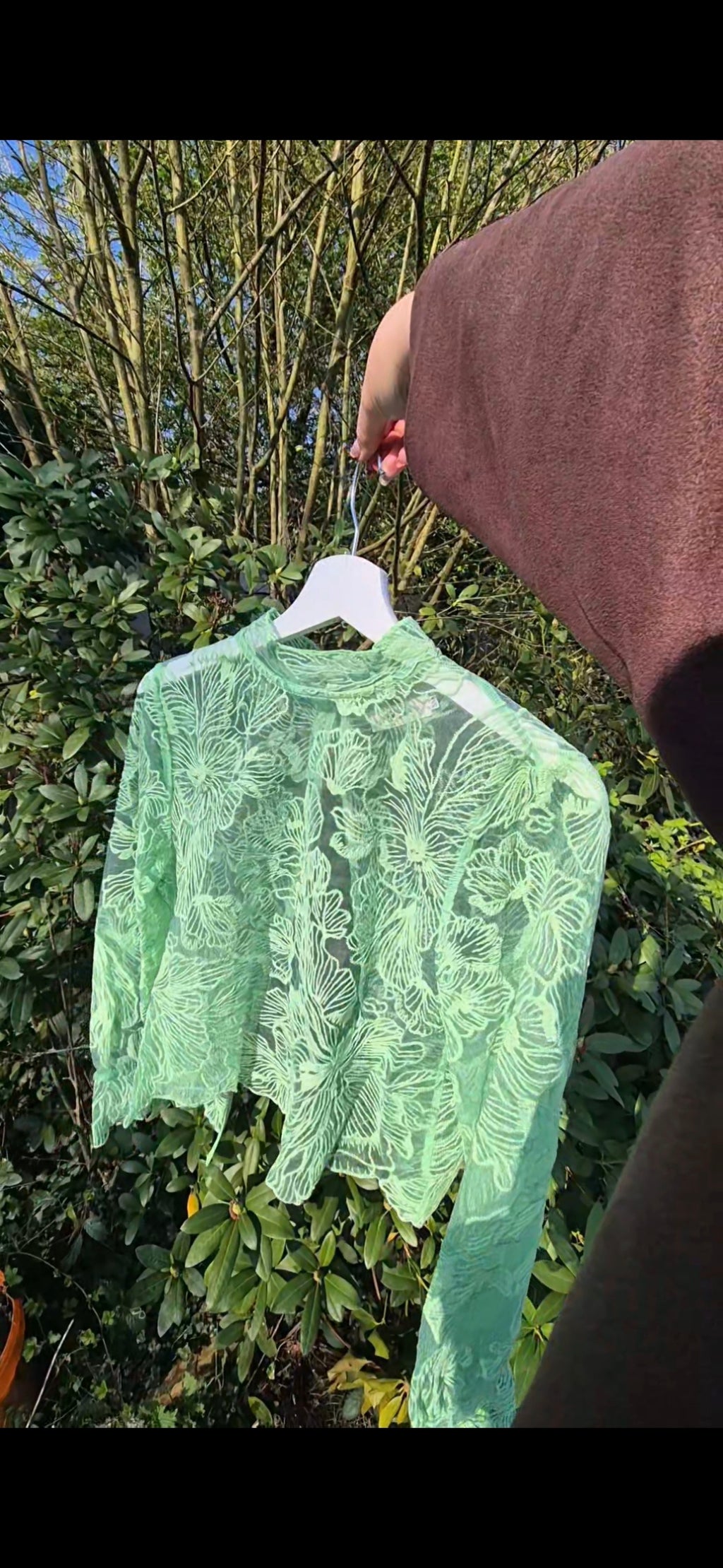 Blouse dentelle dos nu