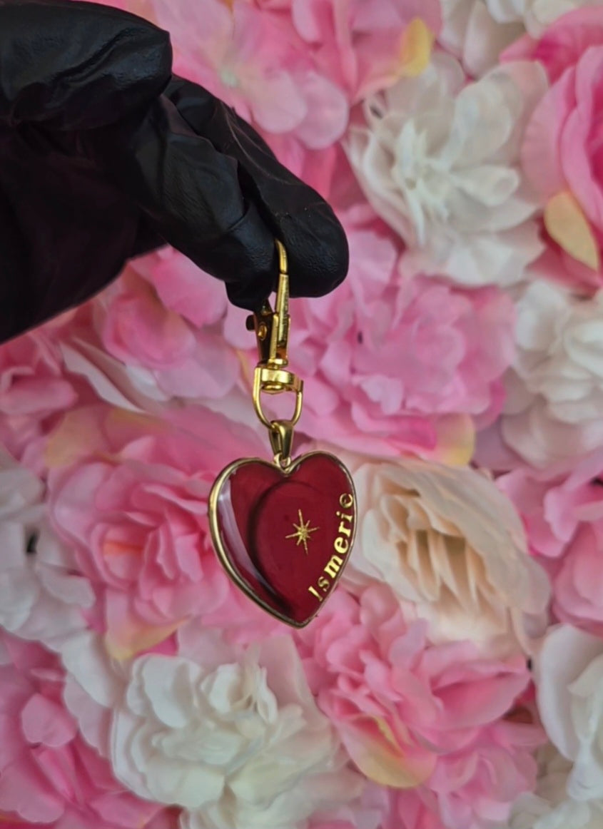 Porte clef souvenirs meche de cheveux hommage defunt personnalisé