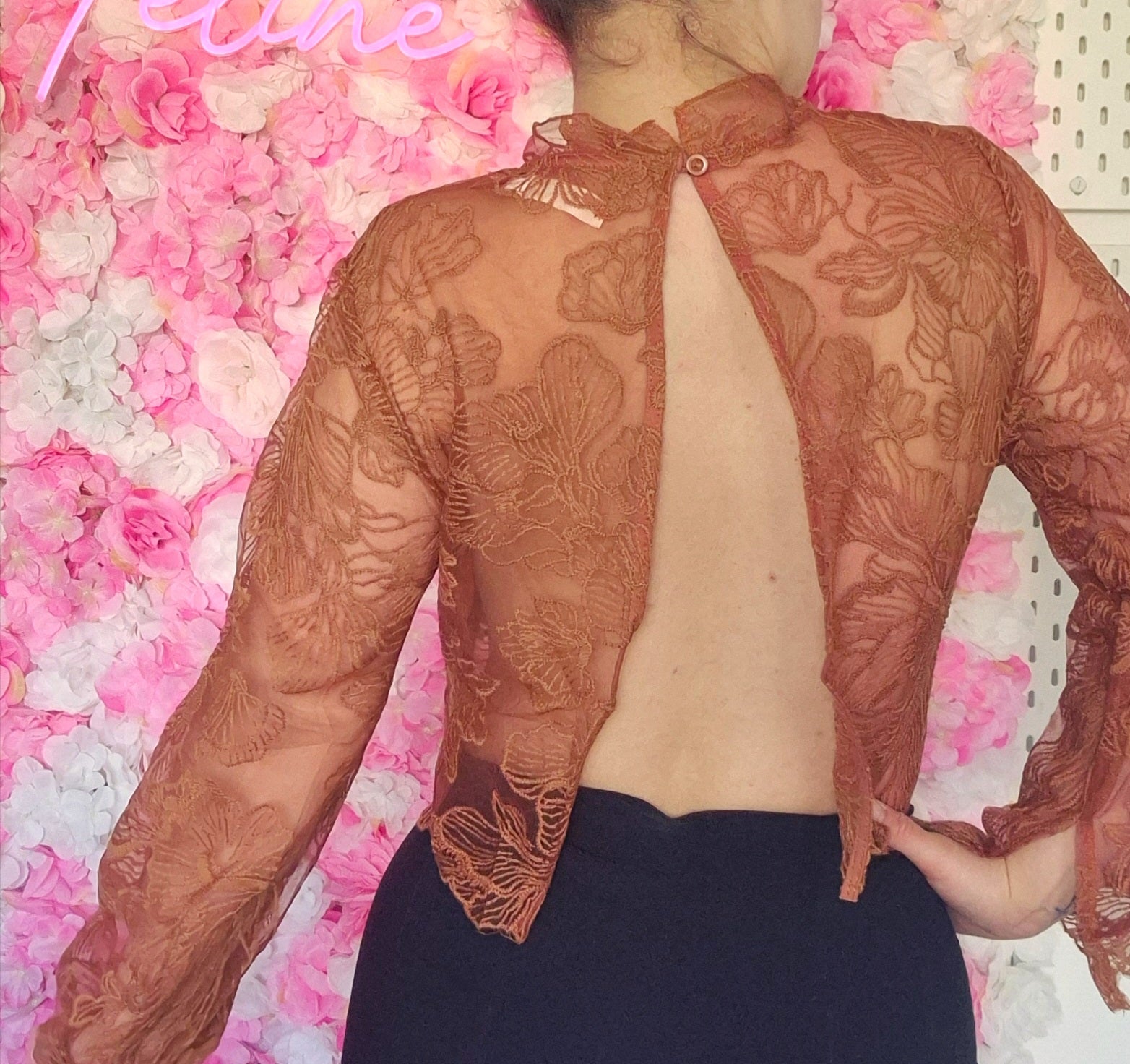 Blouse dentelle dos nu